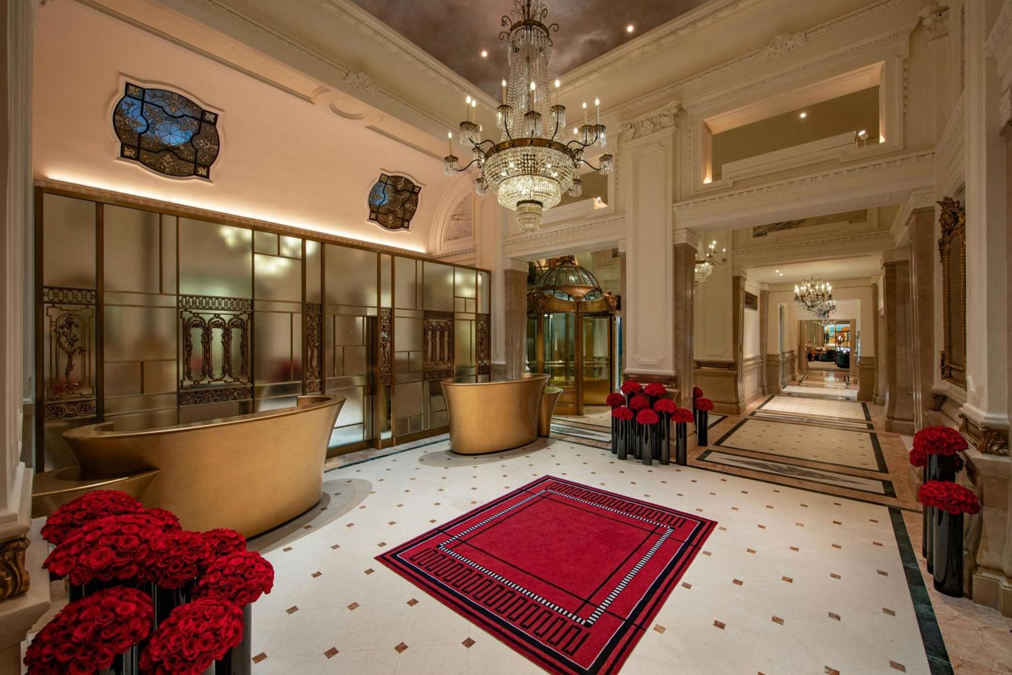 The St. Regis New York Hotel Exterior photo